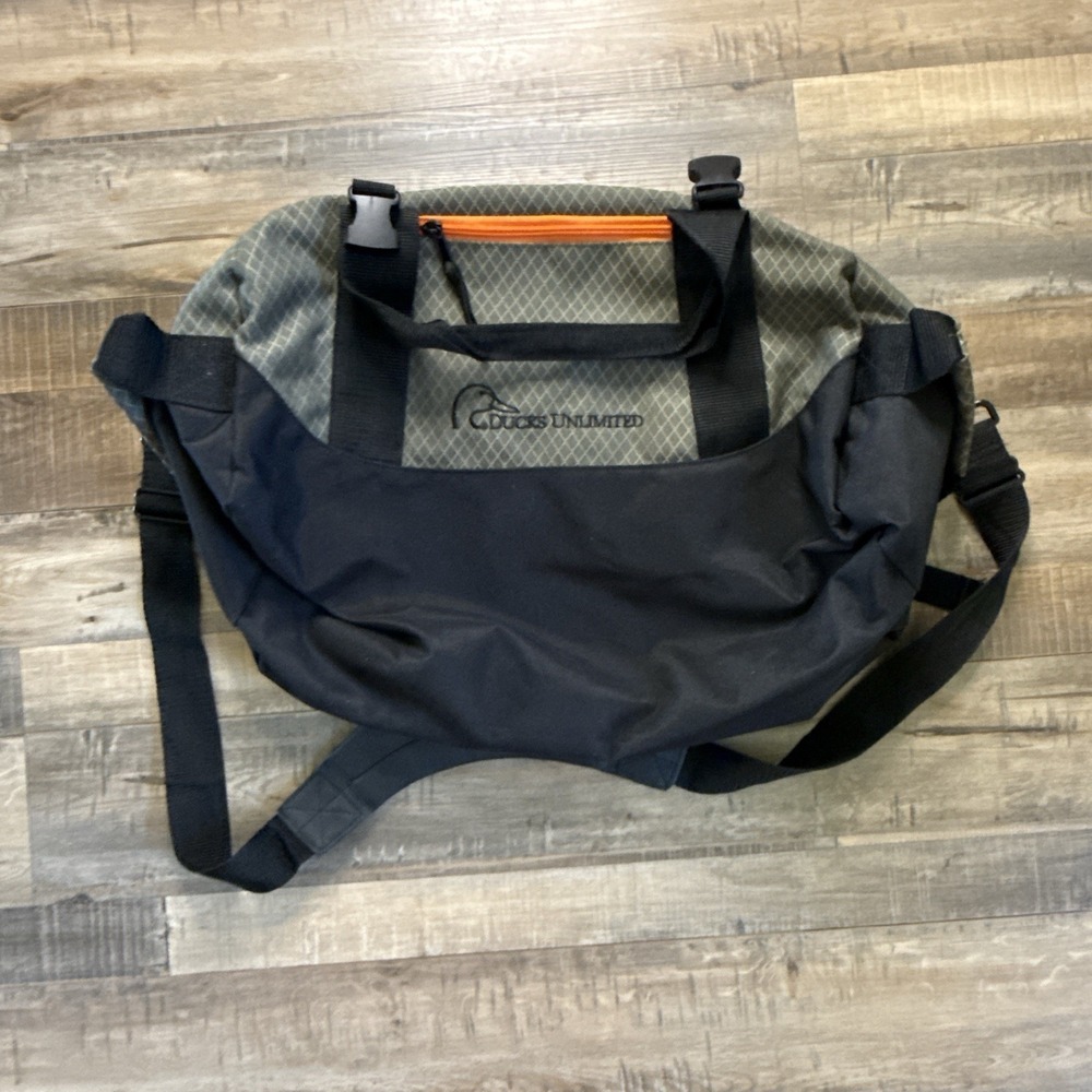 Ducks Unlimited Travel Duffle Bag Green/black